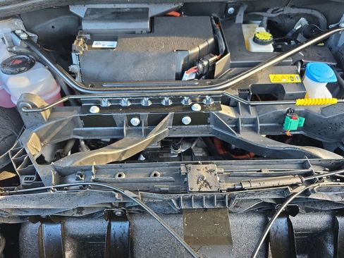 Used 2023 Audi Q4 e-tron Premium Plus image 44