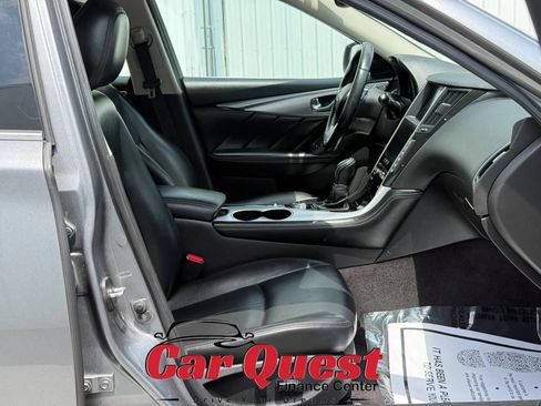 Used 2021 INFINITI Q50 Luxe RWD image 16