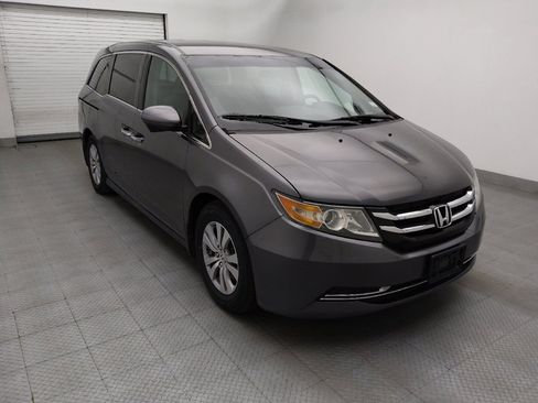 Used 2017 Honda Odyssey SE image 13