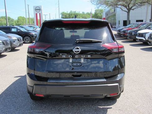 New 2026 Nissan Rogue SV FWD image 4