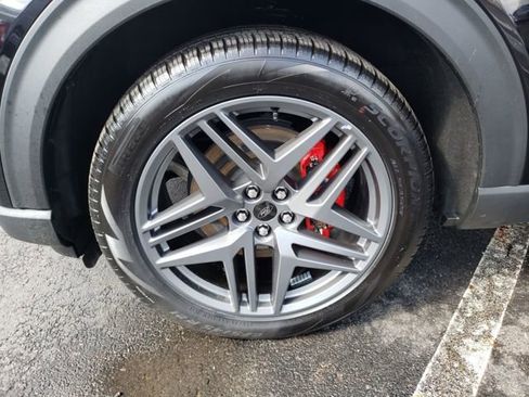 Used 2025 Ford Explorer ST-Line w/ Premium Package image 30