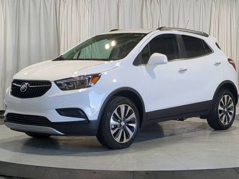 Used 2022 Buick Encore Preferred AWD/4WD image 4