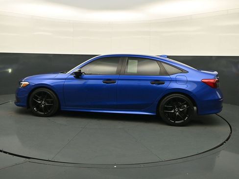 Used 2022 Honda Civic Sport image 4