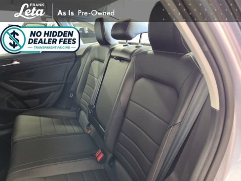 Used 2023 Volkswagen Jetta SE FWD image 21