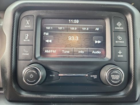 Used 2020 Jeep Wrangler Unlimited Sport S image 28