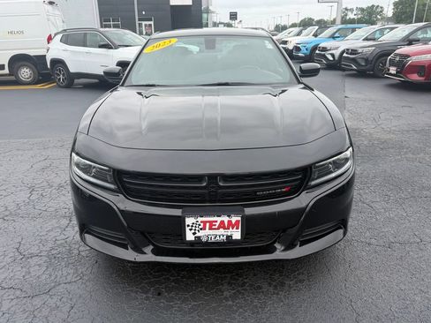 Used 2023 Dodge Charger SXT RWD image 2