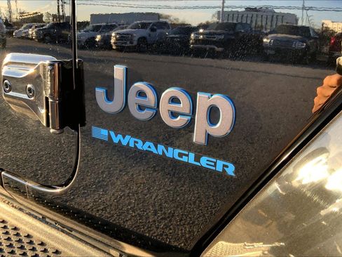 Used 2023 Jeep Wrangler Unlimited Rubicon 4xe w/ Cold Weather Group image 30