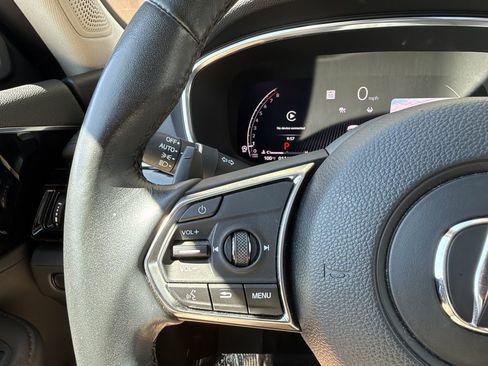 Used 2025 Acura MDX FWD image 28