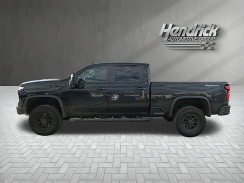 Used 2024 Chevrolet Silverado 2500 ZR2 w/ ZR2 Bison Edition image 9