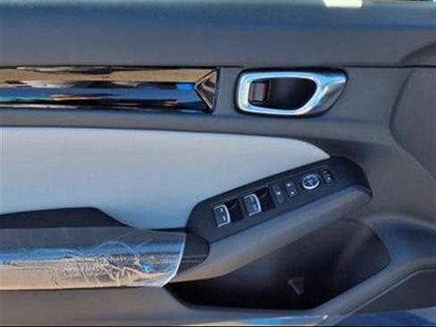 Used 2026 Honda Civic Sport image 8