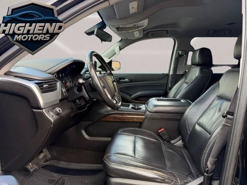 Used 2016 Chevrolet Suburban LS RWD image 11