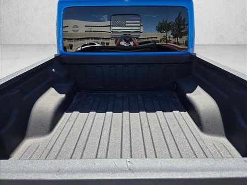 Used 2024 Jeep Gladiator Mojave AWD/4WD image 6