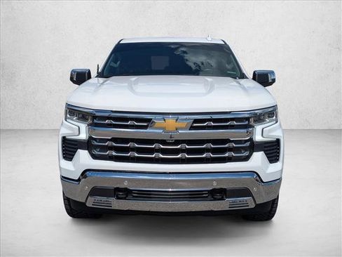 Used 2023 Chevrolet Silverado 1500 LTZ image 2