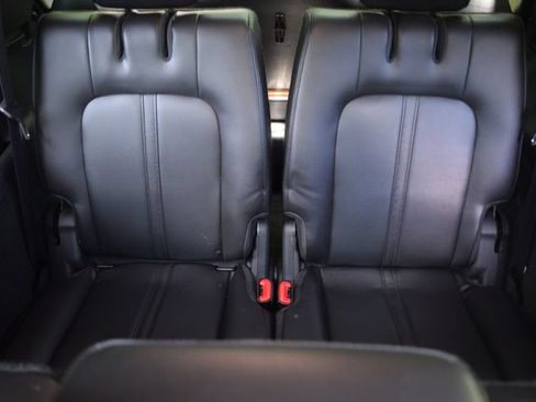 Used 2014 Lincoln MKT AWD w/ Equipment Group 201A image 18