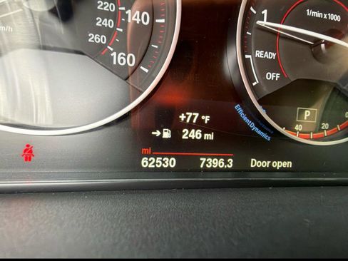 Used 2018 BMW 330i xDrive Wagon image 12