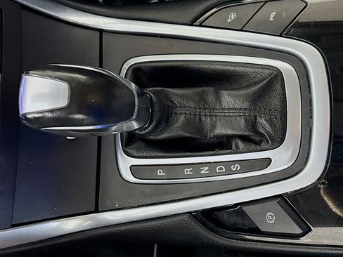 Used 2018 Ford Edge Titanium w/ Equipment Group 302A FWD image 20