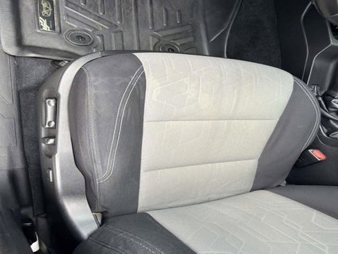 Certified 2021 Toyota Tacoma TRD Sport image 9