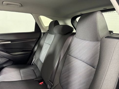 Used 2026 Kia Seltos LX FWD image 30