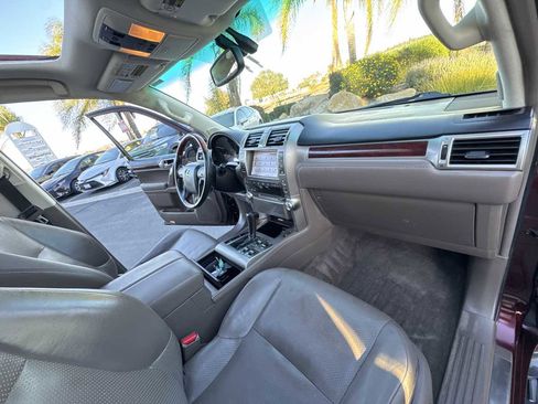 Used 2012 Lexus GX 460 Premium image 24