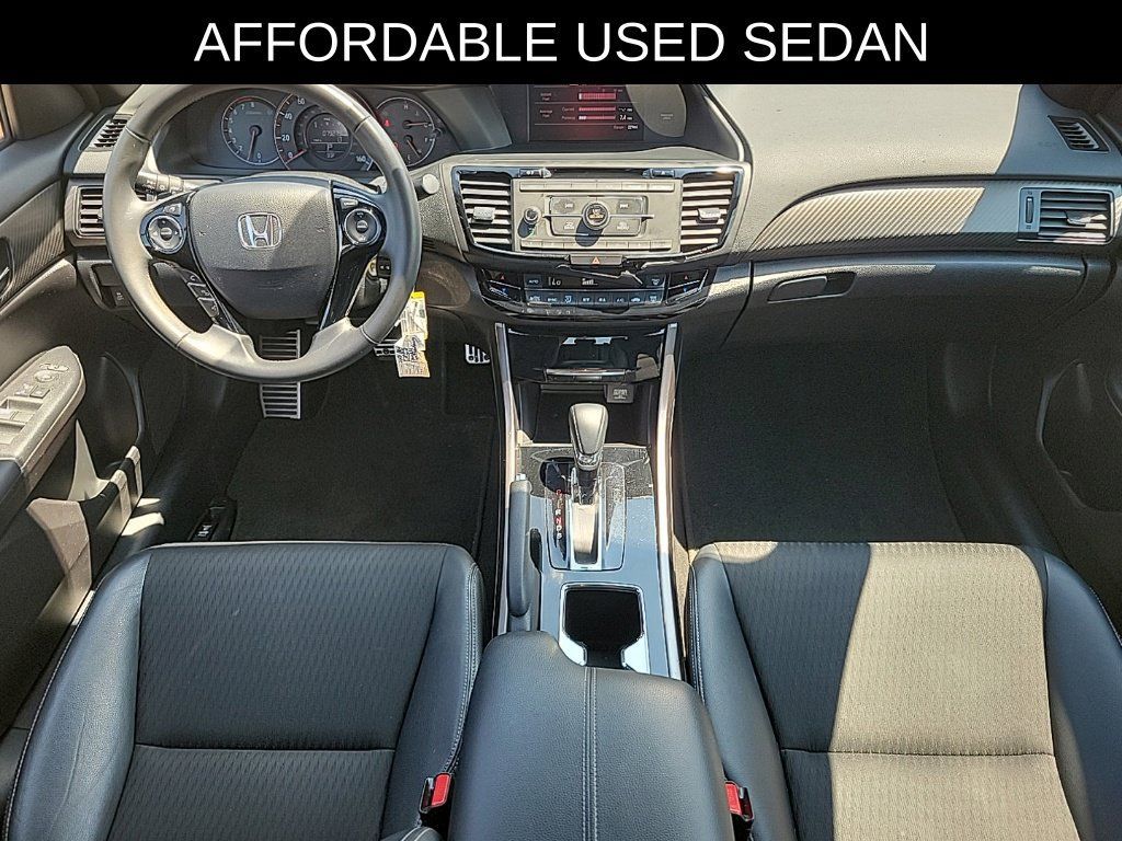Used 2017 Honda Accord Sport image 8