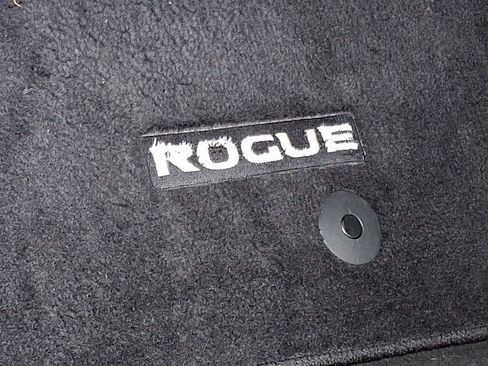 Used 2023 Nissan Rogue Platinum w/ Platinum Premium Package image 15