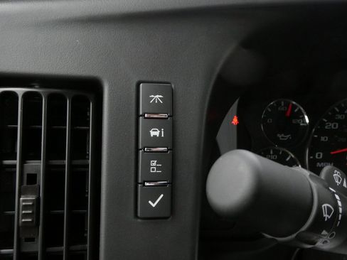 New 2025 GMC Savana 3500 w/ Driver Convenience Package image 12