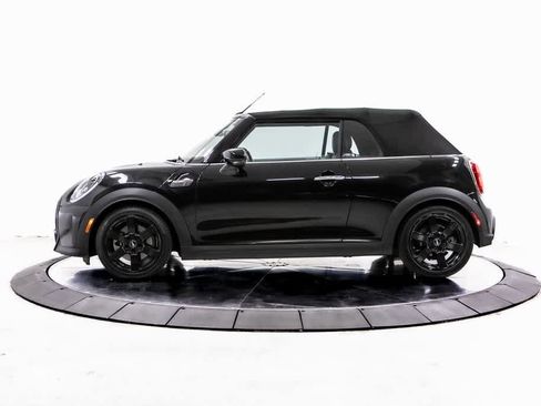 Used 2022 MINI Cooper S image 2