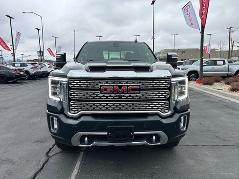 Used 2022 GMC Sierra 3500 Denali w/ Denali Ultimate Package image 8