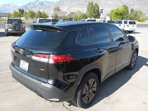 Used 2022 Toyota Corolla Cross L AWD/4WD image 5