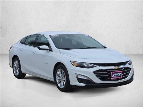 Used 2024 Chevrolet Malibu LT FWD image 3