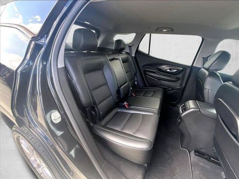 Used 2023 GMC Terrain SLT FWD image 30
