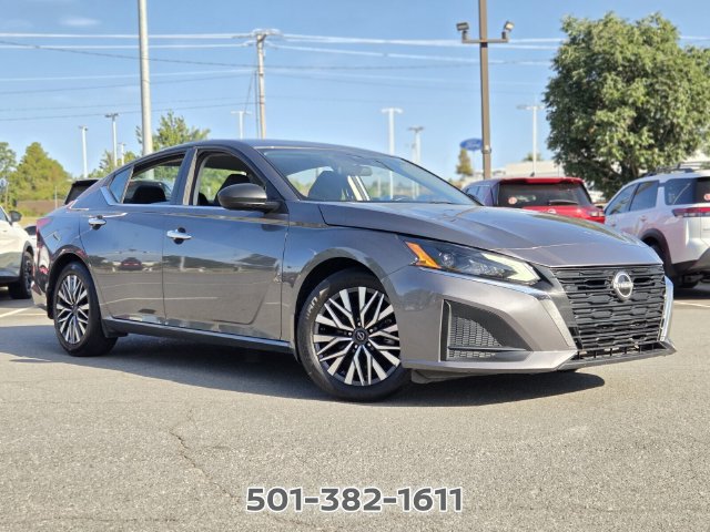 Used 2024 Nissan Altima 2.5 SV FWD image 20
