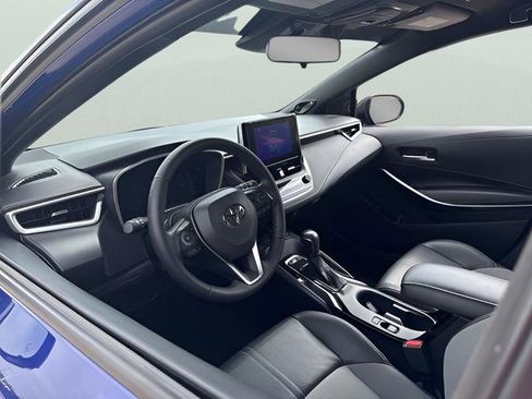 Used 2025 Toyota Corolla XSE image 36