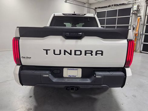 Used 2024 Toyota Tundra SR5 w/ SR5 Convenience Package RWD image 10