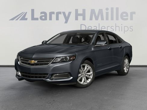 Used 2018 Chevrolet Impala LT FWD image 1