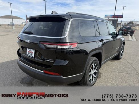 Used 2024 Jeep Grand Cherokee L Limited w/ Luxury Tech Group II image 7