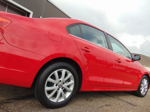 Used 2014 Volkswagen Jetta SE FWD image 15