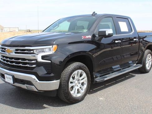 Used 2024 Chevrolet Silverado 1500 LTZ w/ Z71 Off-Road Package image 10