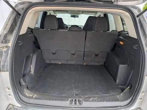 Used 2017 Ford Escape SE AWD/4WD image 15