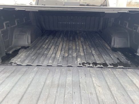 Used 2022 Chevrolet Silverado 1500 ZR2 w/ Technology Package image 28