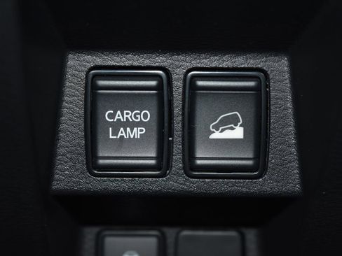 Certified 2024 Nissan Frontier SV w/ Technology Package image 18