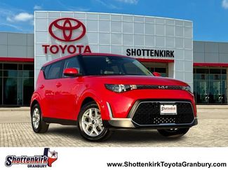 Used 2024 Kia Soul LX w/ Option Group 015 FWD video 1