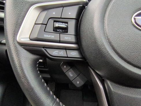 Used 2021 Subaru Forester Limited image 25