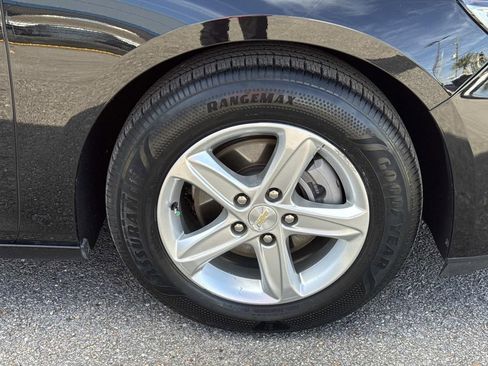 Certified 2022 Chevrolet Malibu LS image 4