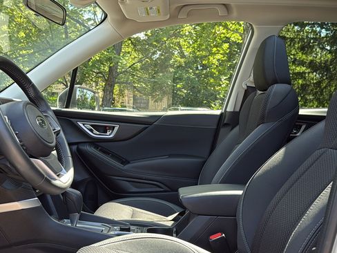 Certified 2021 Subaru Forester Premium AWD/4WD image 12