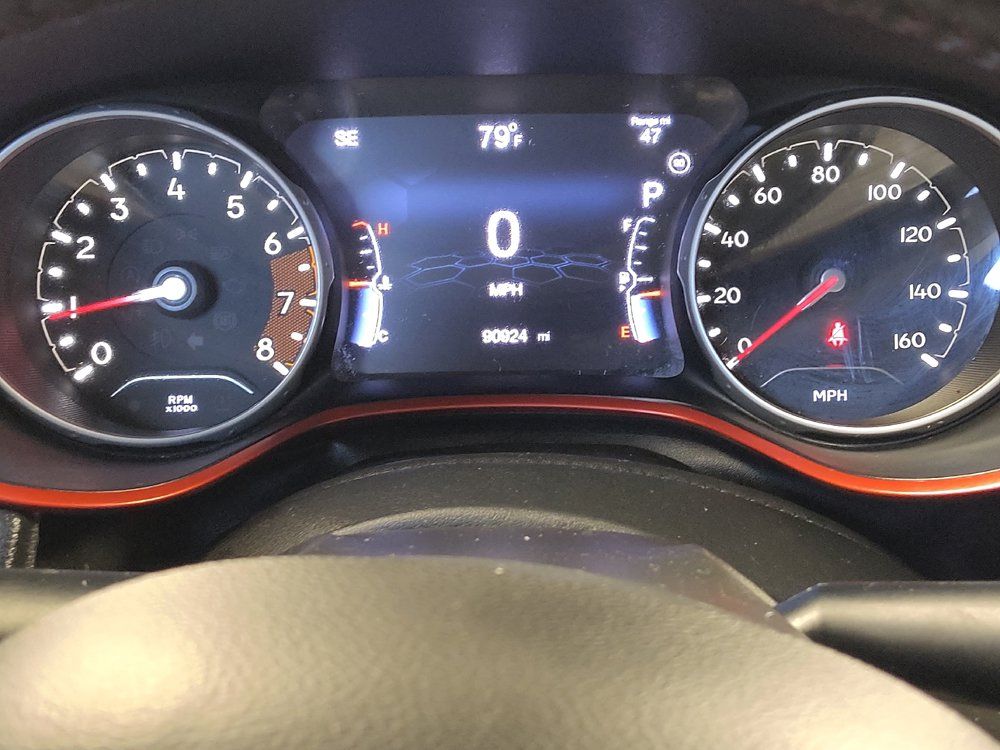 Used 2020 Jeep Compass Trailhawk AWD/4WD image 23