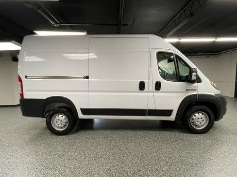 Used 2021 RAM ProMaster 1500 w/ Interior LED Lighting Group image 3
