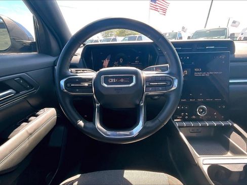 Used 2025 GMC Terrain Elevation FWD image 5