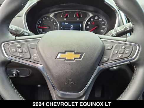 Used 2024 Chevrolet Equinox LT FWD image 12