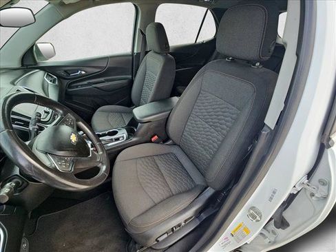 Used 2021 Chevrolet Equinox LT image 15